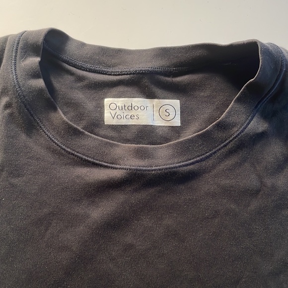 Outdoor Voices Muscle Tank - Picture 2 of 4